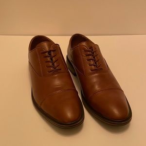 Goodfellow & Co Men’s Ford Cap Toe Brown Dress Shoe, size 9 1/2